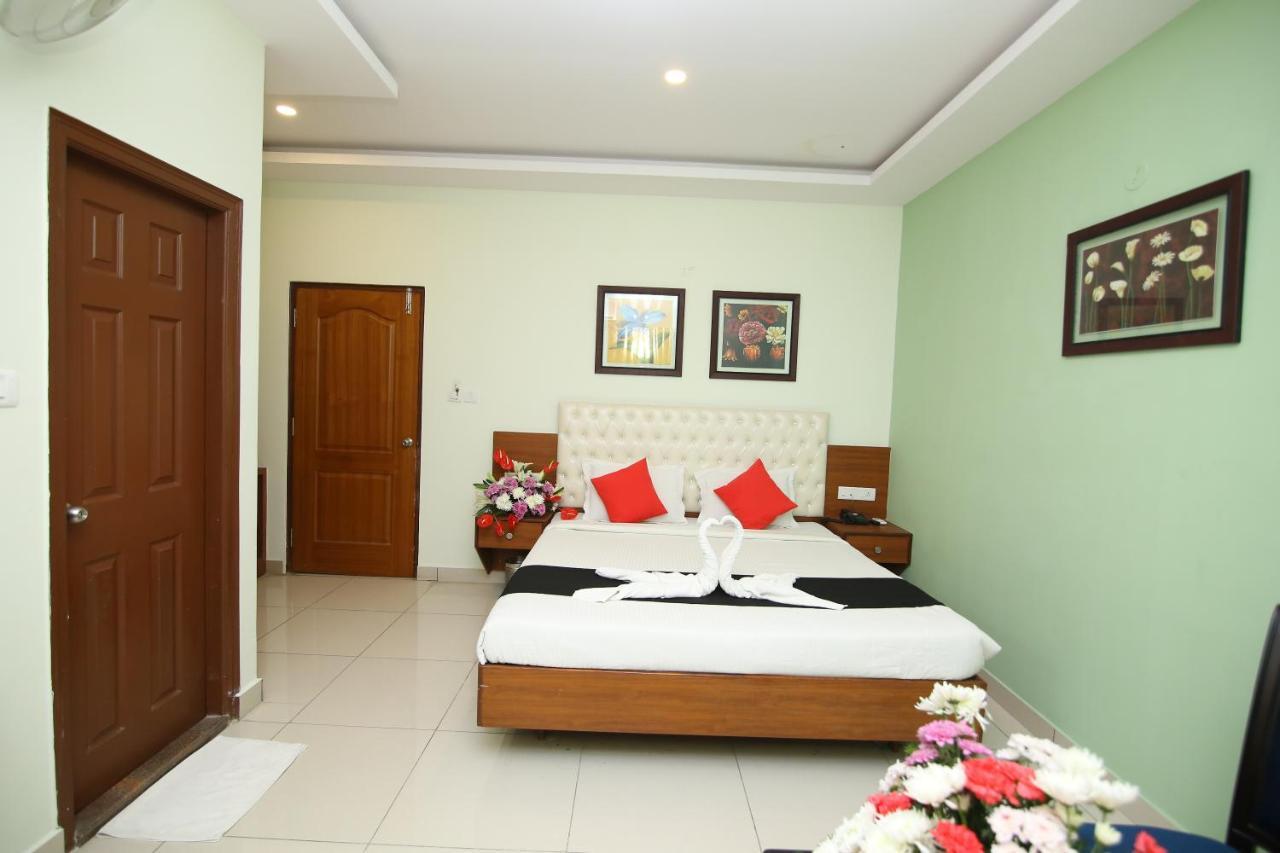Hotel Crystal Orchid Bangalore Exterior photo